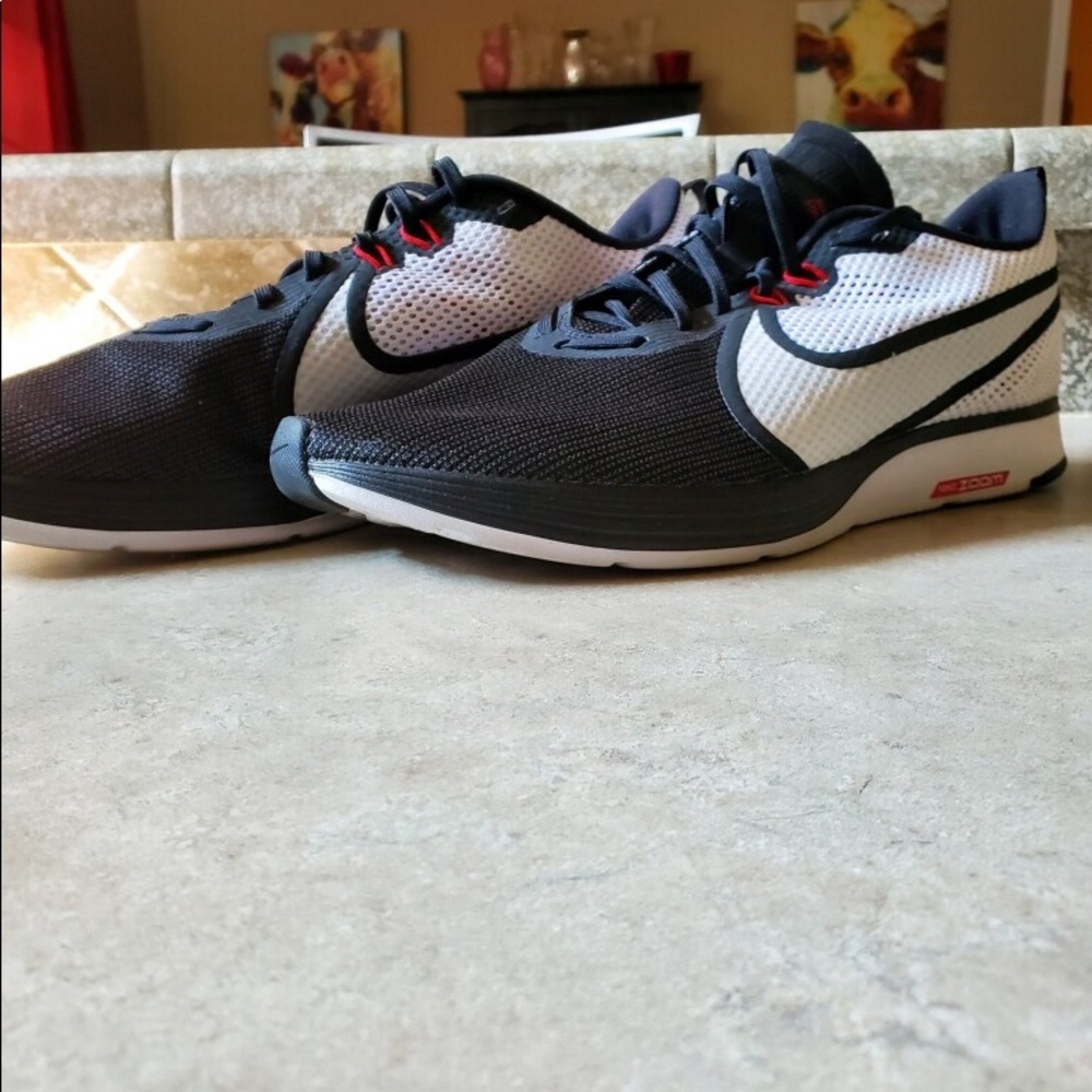 Nike Zoom Strike 2